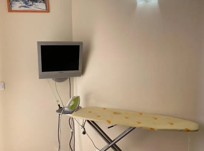 公寓式酒店 First Line At 4*