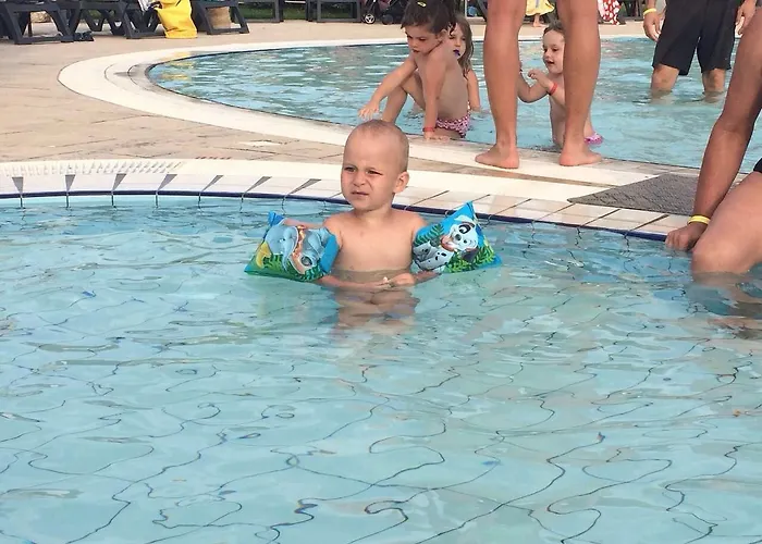 Aparthotel First Line At Obsor